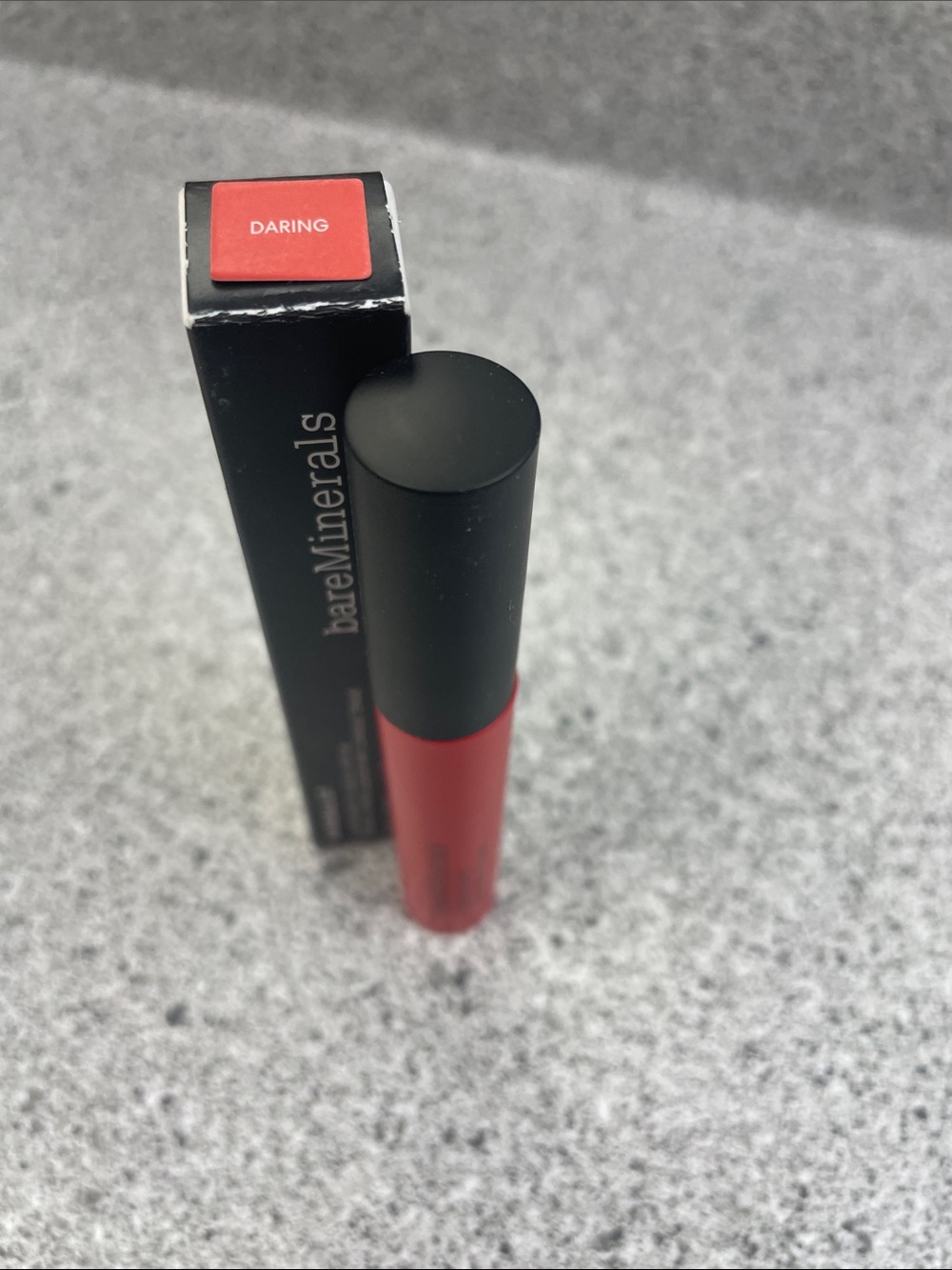 bareMinerals Daring Liquid Lipstick - Vibrant Red